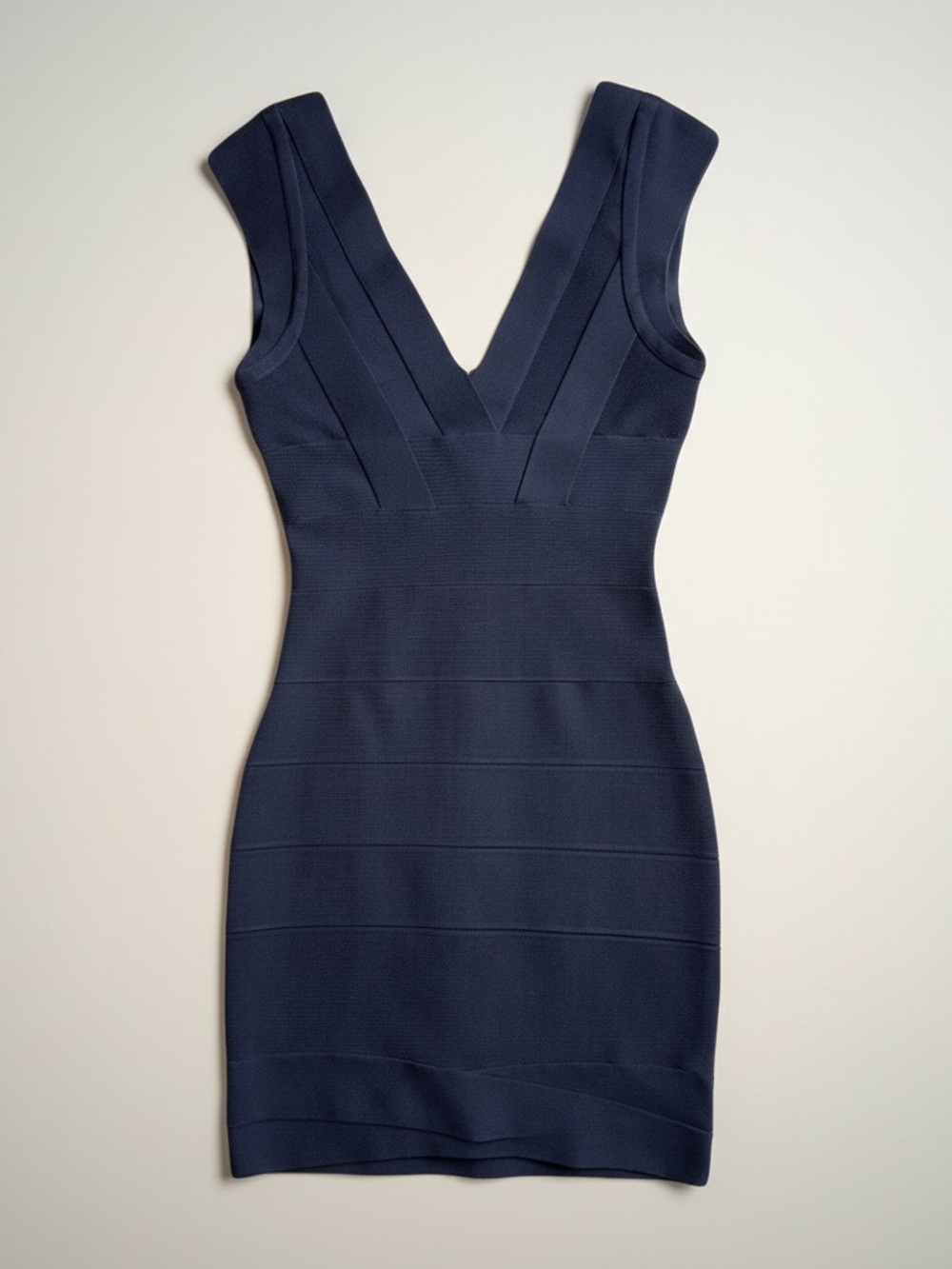 🖤Herve Leger🖤 Black Bandage Dress - Picture 10 of 11